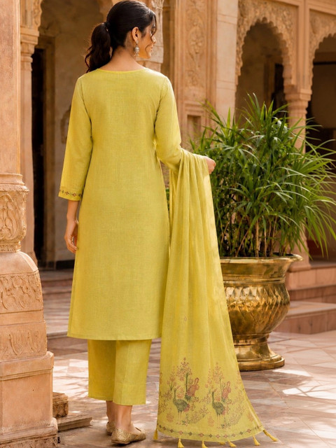 JEEREVA Women Ethnic Motifs Printed Regular Thread Work Kurta with Trousers & With Dupatta - Image 5