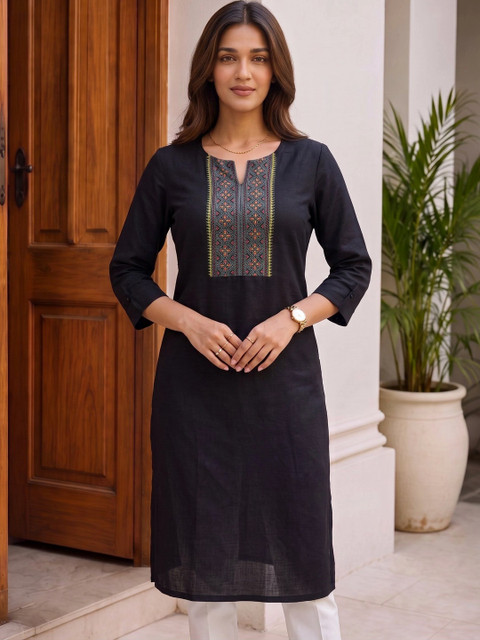 Rangita Women Ethnic Motifs Embroidered Thread Work Kurta - Image 5