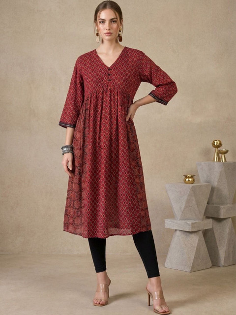 Sangria Women Geometric Printed Kurta