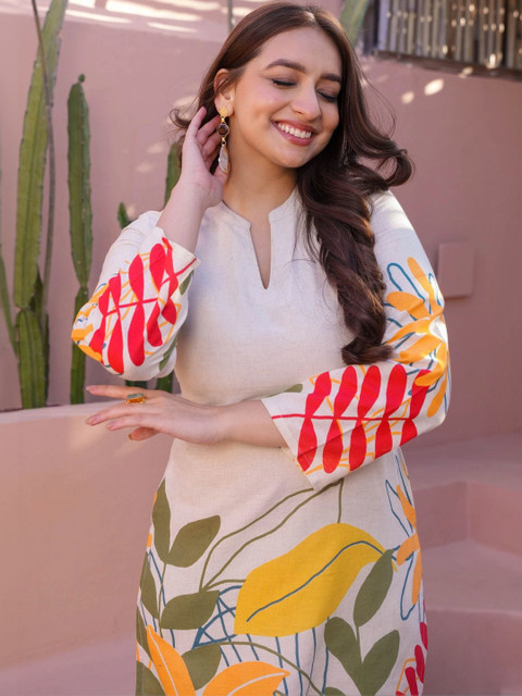 CORSICA Floral Linen Printed Tunic with Palazzos - Image 7