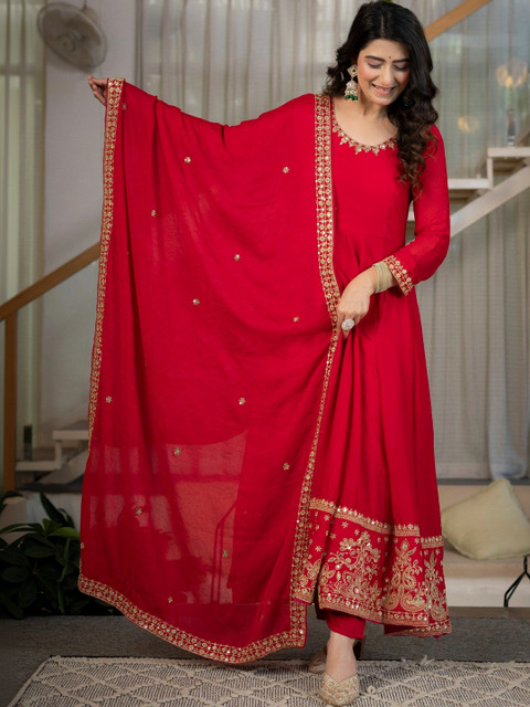 Style Whimsy Women Ethnic Motifs Embroidered Regular Gotta Patti Silk Crepe Kurta with Trousers & With