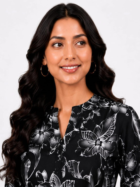 SHIFZ Knitted Printed Top with Palazzos - Image 4