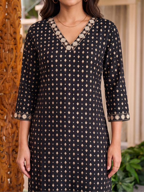 Rangita Women Ethnic Motifs Printed Thread Work Kurta - Image 4