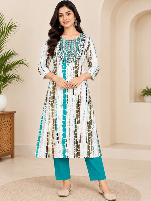 SHORZO Women Printed Regular Thread Work Kurta with Trousers