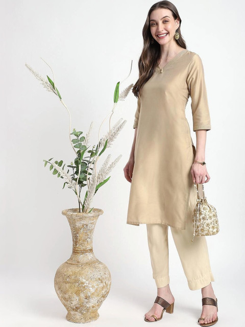R&B Women Thread Work Kurta - Image 2