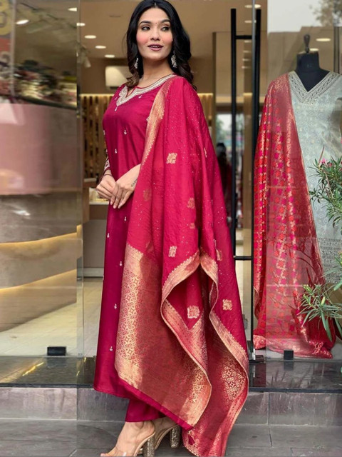 Moda Rapido Women Ethnic Motifs Embroidered Regular Thread Work Kurta with Trousers & With Dupatta - Image 5