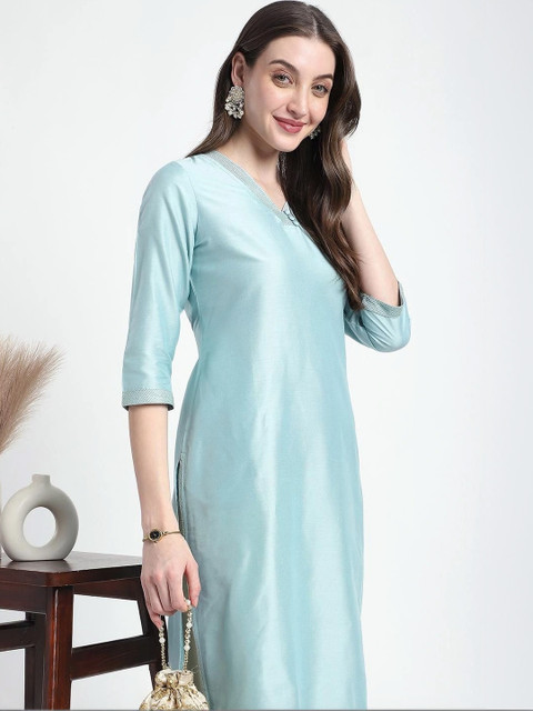 R&B Women Thread Work Kurta - Image 4