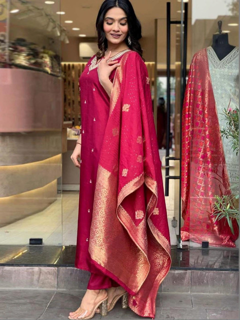Moda Rapido Women Ethnic Motifs Embroidered Regular Thread Work Kurta with Trousers & With Dupatta - Image 7