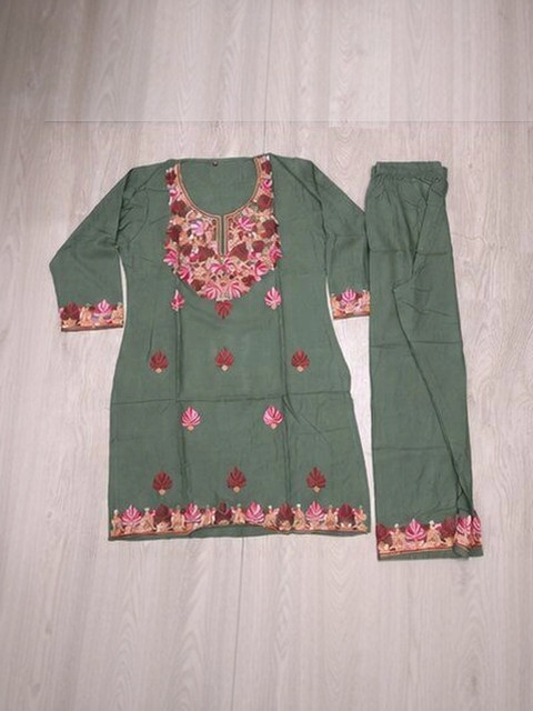 KALINI Women Floral Embroidered Regular Thread Work Pure Cotton Kurta with Trousers - Image 4