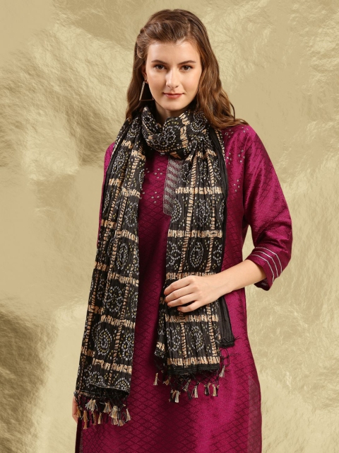 Dupatta Bazaar Black & Gold-Toned Printed Dupatta - Image 6