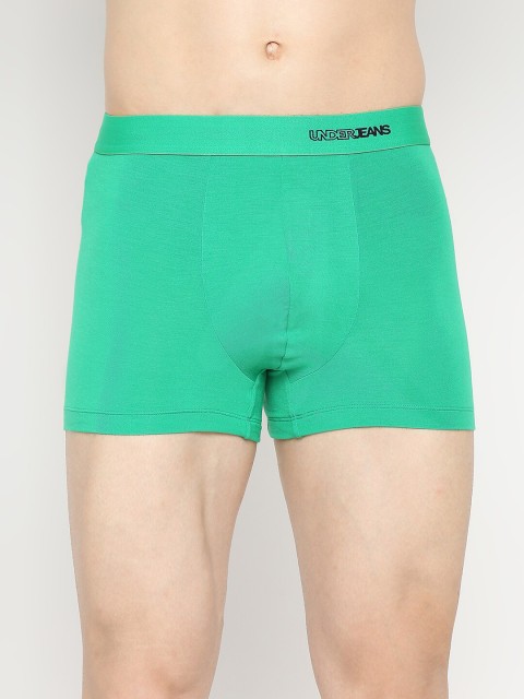 UnderJeans by Spykar Men Green Solid Trunk UJNPTS044Green