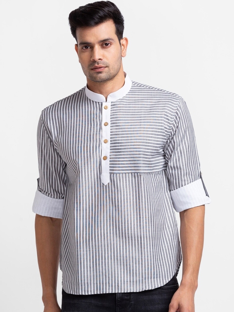 SARVAMOHAN Men Black & White Cotton Striped Kurta