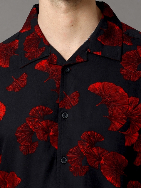 HERE&NOW Men Black Slim Fit Floral Printed Casual Shirt - Image 2