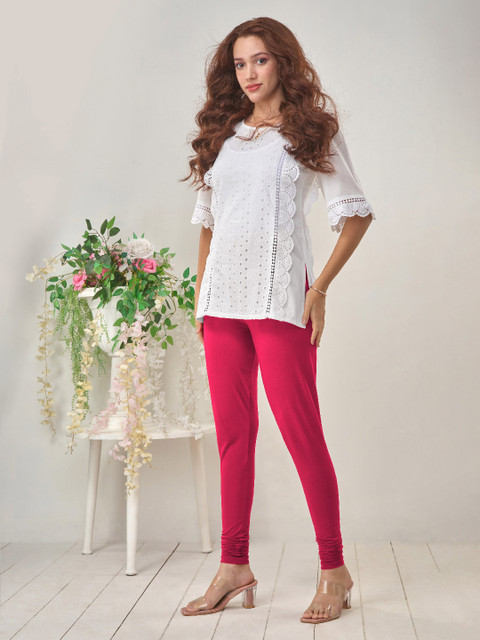 LYRA Women Magenta Solid Cotton Churidhar-Length Leggings