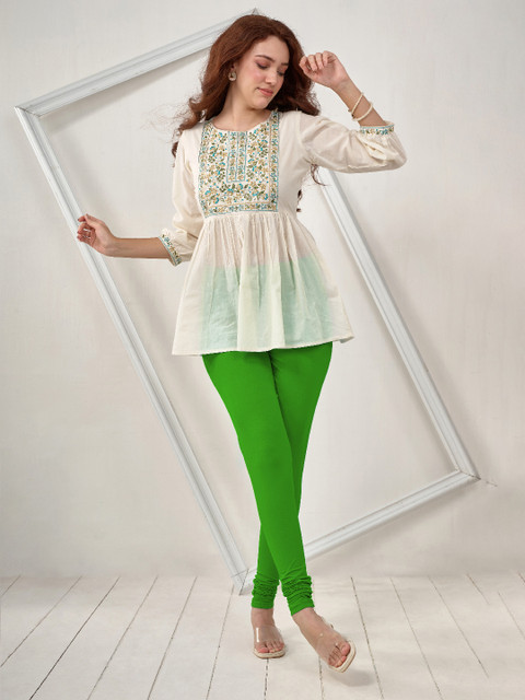 LYRA Women Green Solid Churidar Length Leggings