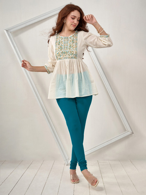 LYRA Women Blue Solid Churidar-Length Leggings - Image 6