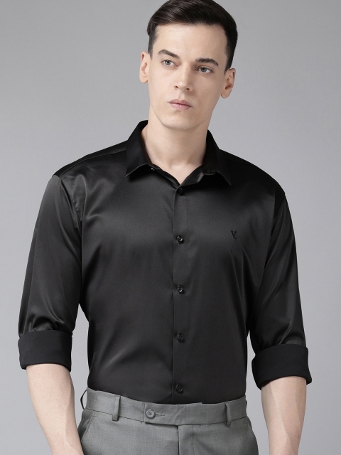 V Dot Slim Fit Semiformal Shirt - Image 4