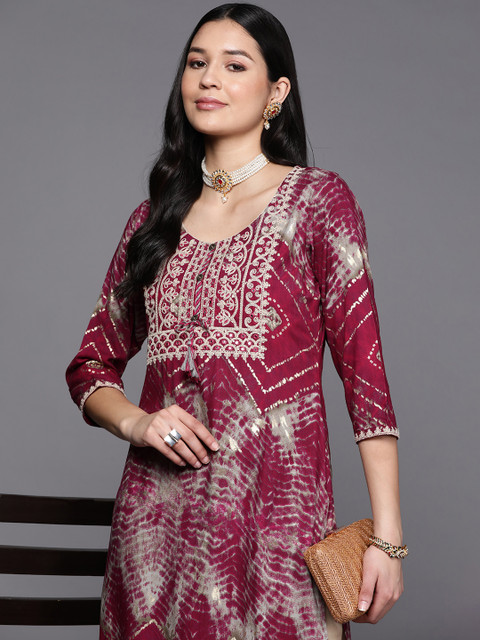 Libas Women Yoke Design Mirror Work Kurta