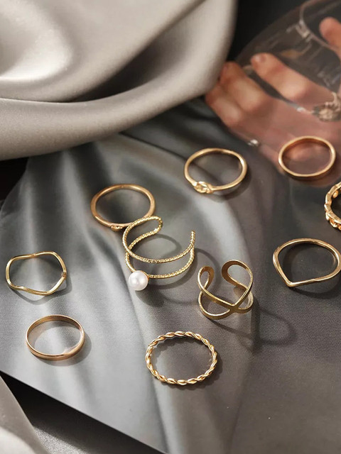 Pinapes Set of 10 Gold-Plated Oxidized Finger Rings