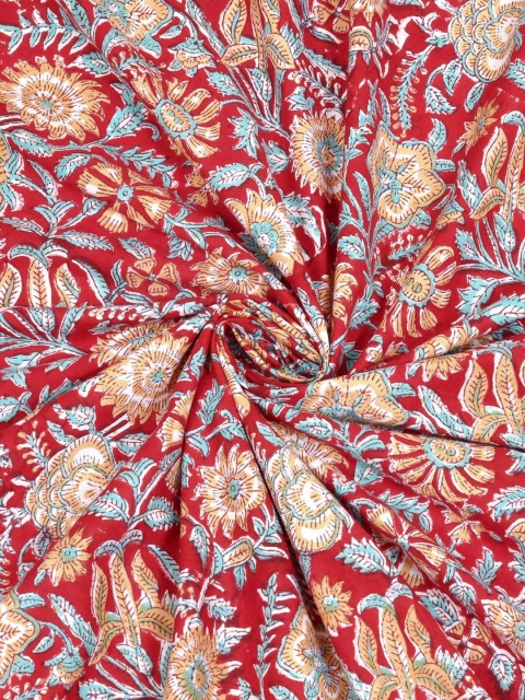 BLOCKS OF INDIA Red Floral Printed Pure Cotton Round 4-Seater Table Cloth - Image 5