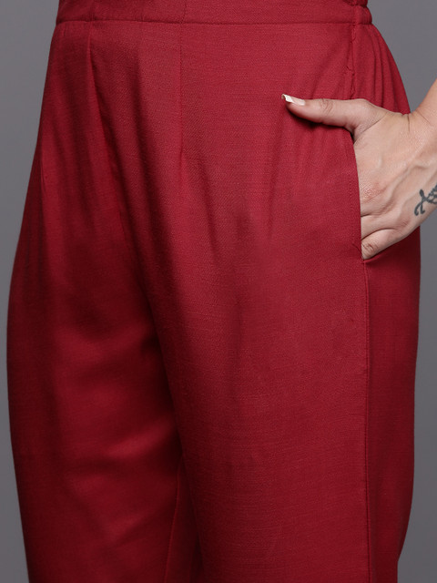 Libas Floral Embroidered Kurta with Trousers & With Dupatta - Image 3