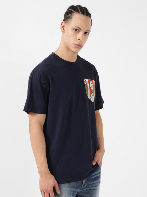 Lee Round Neck Cotton T-shirt With Aztec Print Patch Pocket - Image 3