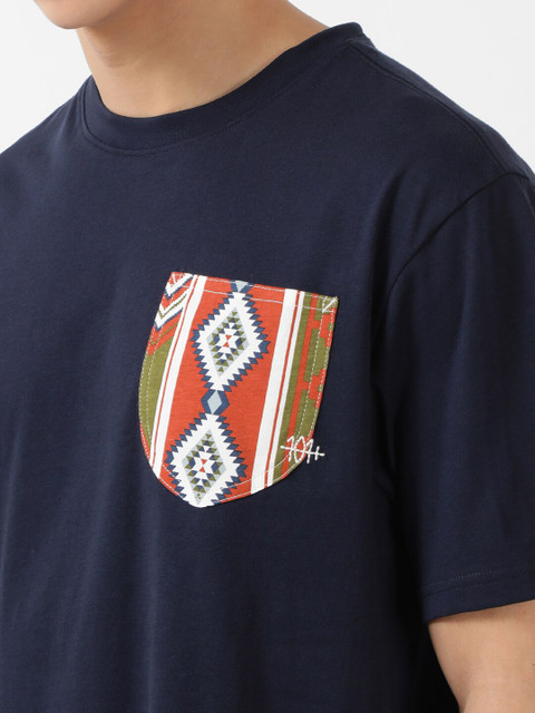 Lee Round Neck Cotton T-shirt With Aztec Print Patch Pocket - Image 7