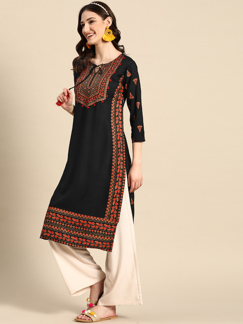 Sangria Floral Yoke Printed Mirror Work Kurta - Image 4