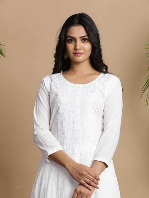 Juniper Ethnic Motif Yoke Design Thread Work Cotton Kurta - Image 2