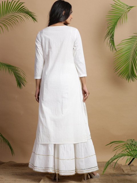 Juniper Ethnic Motif Yoke Design Thread Work Cotton Kurta - Image 4