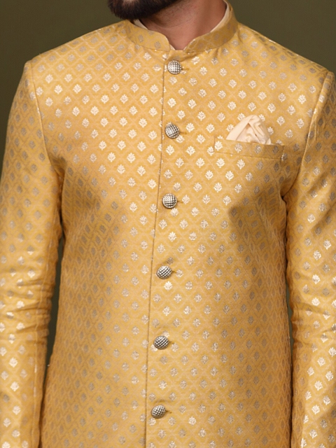 KISAH Men Woven Design Mandarin Collar Indowestern Sherwani Set - Image 2
