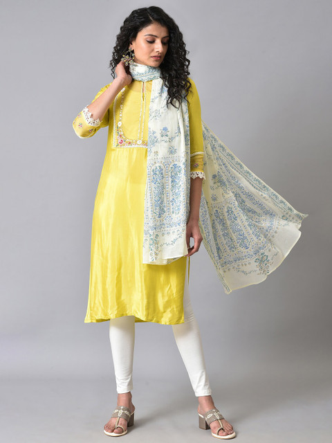 W Floral Printed Dupatta - Image 4