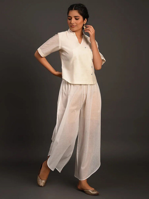 SMRITI GUPTA Mandarin Collar Short Sleeves Ethnic Top - Image 4