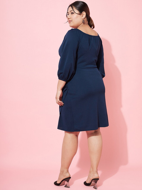 Athena Ample Plus Size V-Neck Puff Sleeves Sheath Dress - Image 4