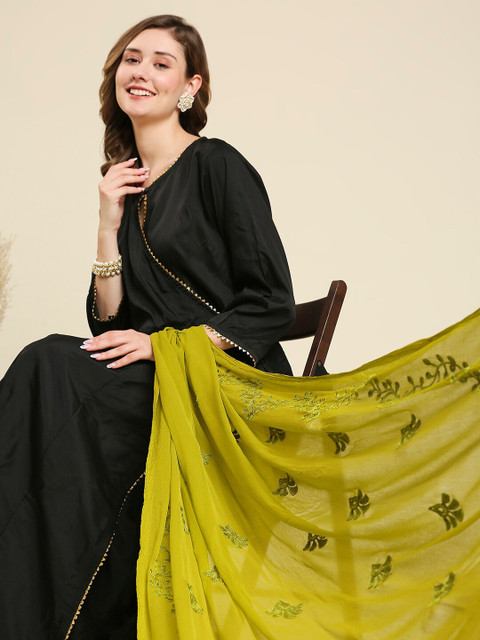 Dupatta Bazaar Embroidered Chiffon Dupatta - Image 6