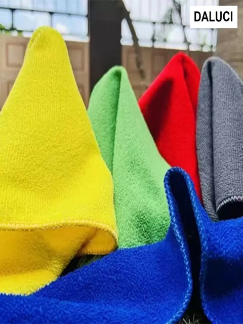 DALUCI Pack of 12 Microfiber Cleaning Cloth - Image 3