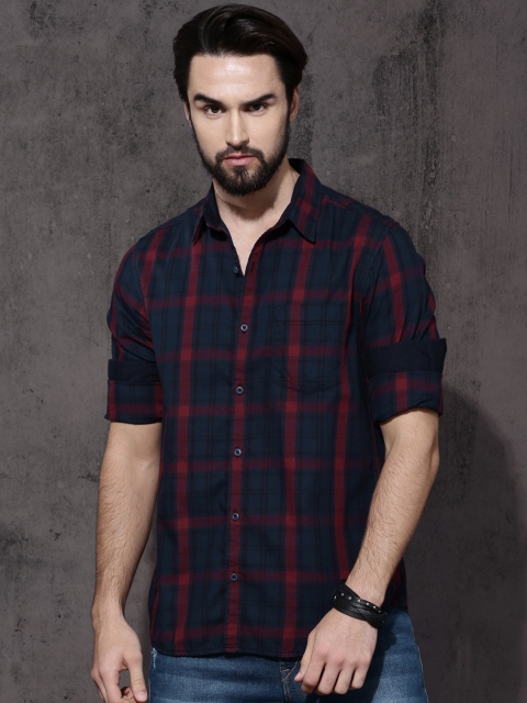 Roadster Men Navy Blue Checked Casual Shirt