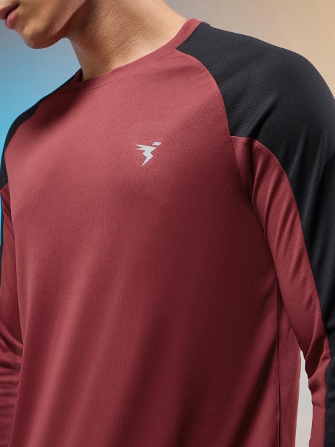 Technosport Raglan Sleeves Antimicrobial Slim Fit Sports T-shirt - Image 3