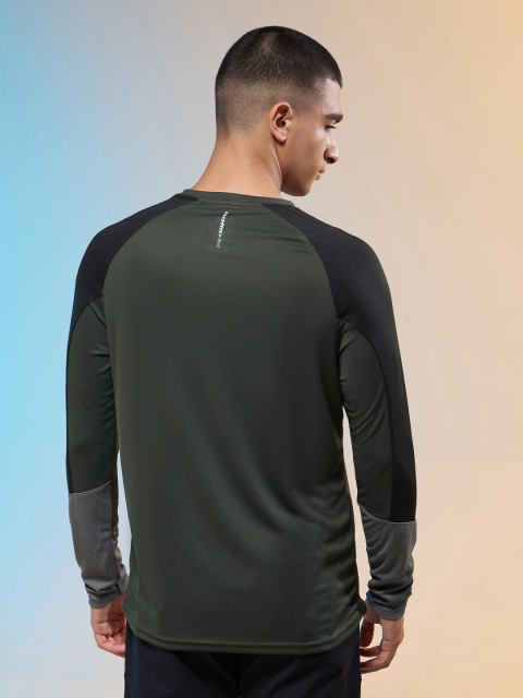 Technosport Antimicrobial Slim Fit Training or Gym T-shirt - Image 5