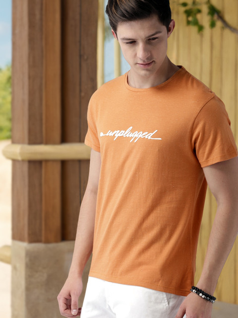 Mast & Harbour Men Orange Solid Round Neck T-shirt