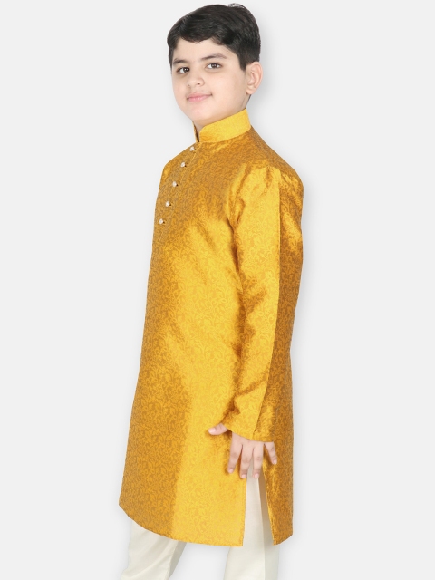 SG YUVRAJ Boys Woven Design Jacquard Kurta - Image 3