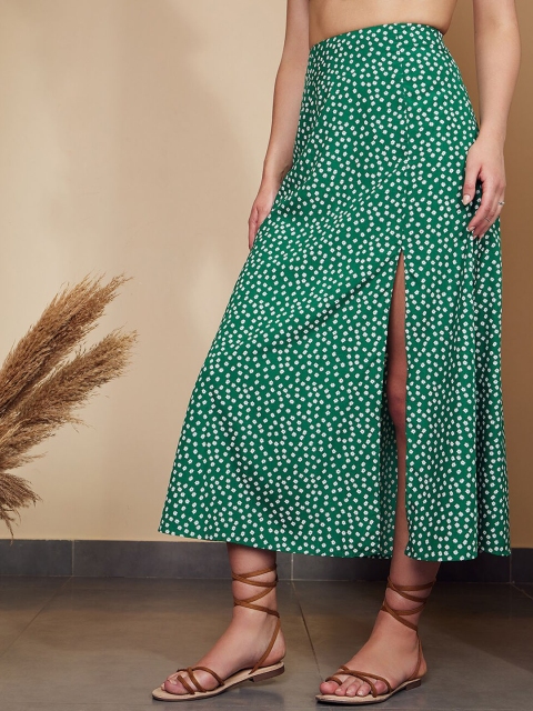 Berrylush Women Green Floral Printed High Rise Front Slit Midi Skirt - Image 2