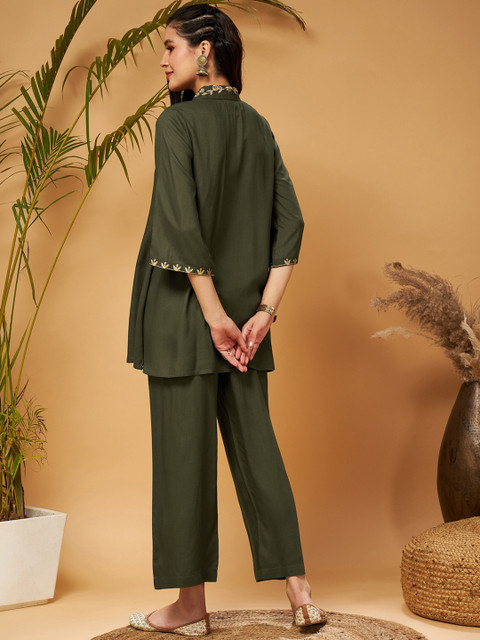 Shae by SASSAFRAS Zari Embroidered Shirt Collar Tunic Top With Palazzos Co-Ords - Image 5