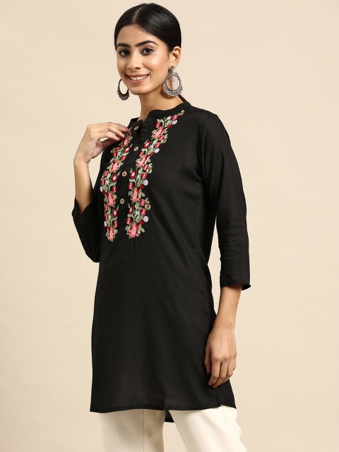 Sangria Floral Yoke Design Kurti - Image 4