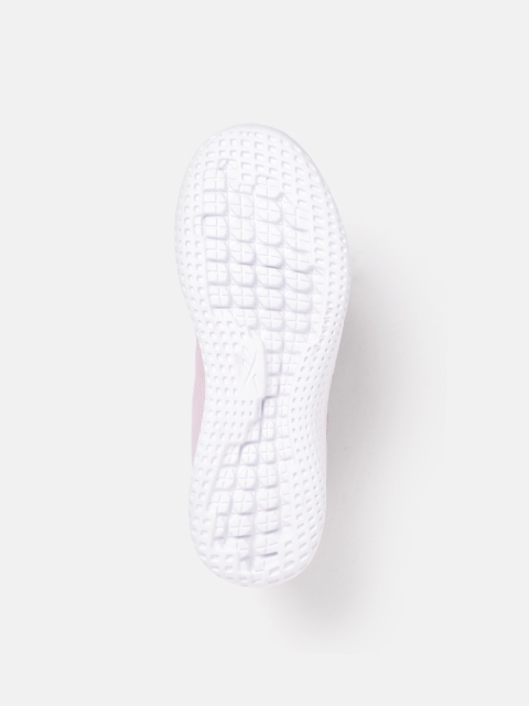 Reebok Women Woven Design Phenom Running Shoes with Brand Logo Detail - Image 3