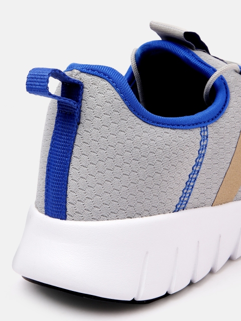 ADIDAS Kids Woven Design Vertago 3.0 Running Shoes - Image 4