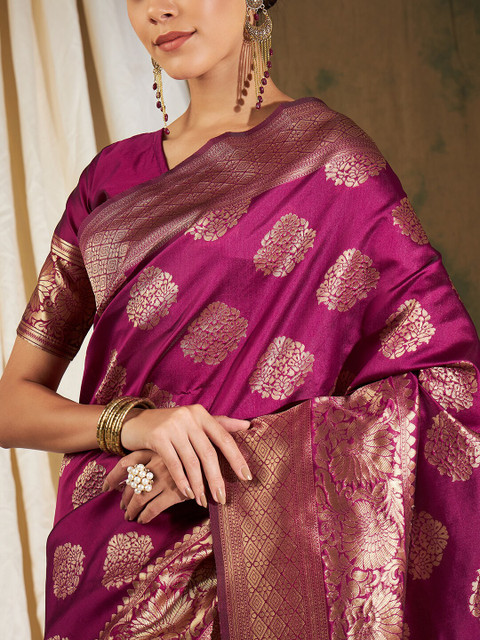 Sangria Burgundy & Gold-Toned Ethnic Motifs Woven Design Zari Silk Blend Banarasi Saree - Image 6