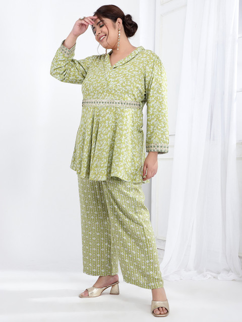 Bani Women Plus Size Printed Tunic With Trousers - Image 3