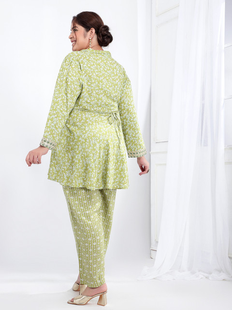 Bani Women Plus Size Printed Tunic With Trousers - Image 4