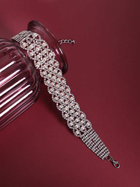 SOHI Silver-Plated Necklace